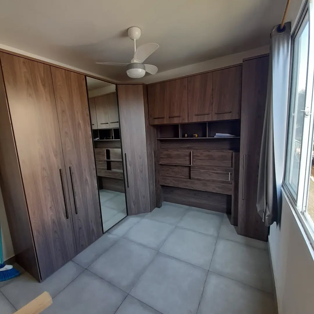 Closet Master Premium